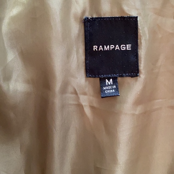 Rampage size M puffer - Picture 6 of 7